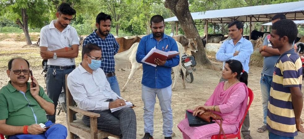 fathepur news,Chaff, grain and laborers were not paid for three months