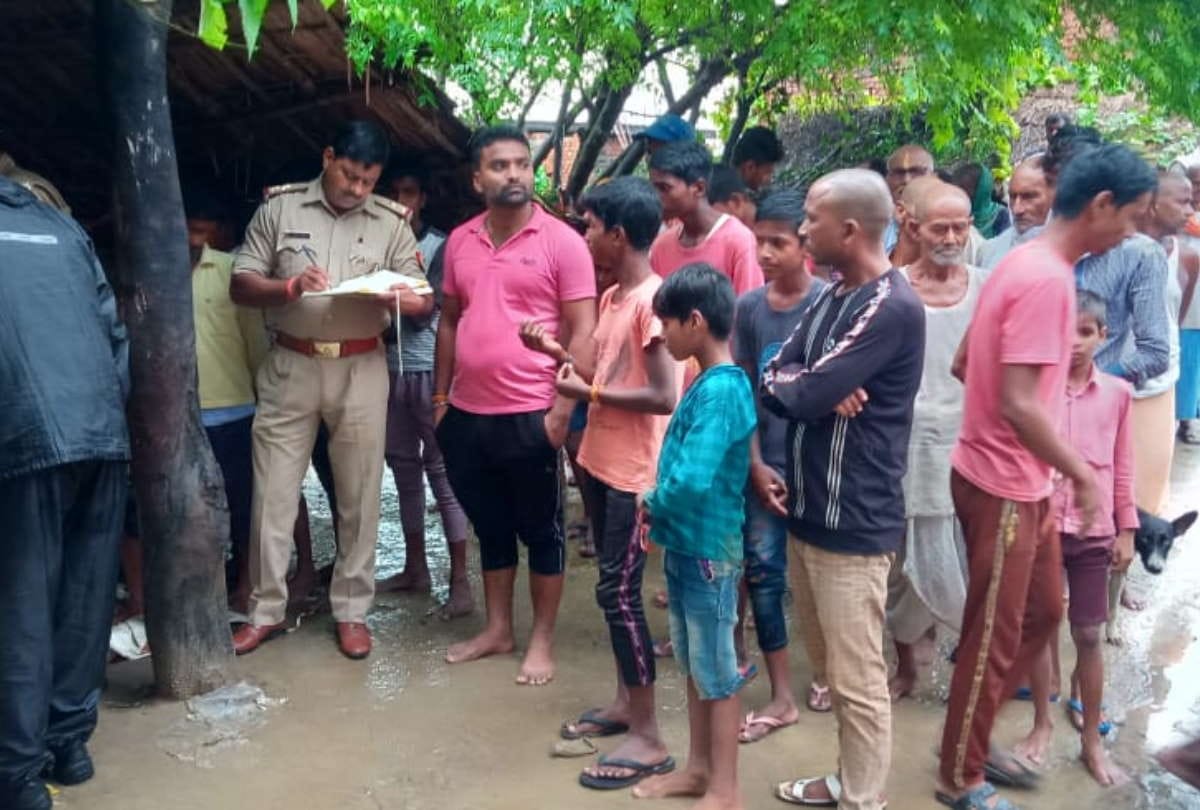 Innocent girl died after earthen wall collapses in Kushinagar
