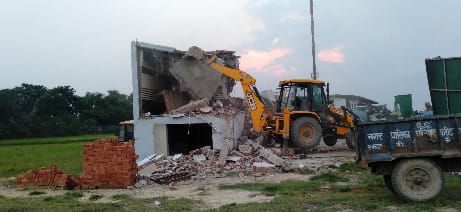 Municipality's bulldozer also ran on smack smuggler's battery factory