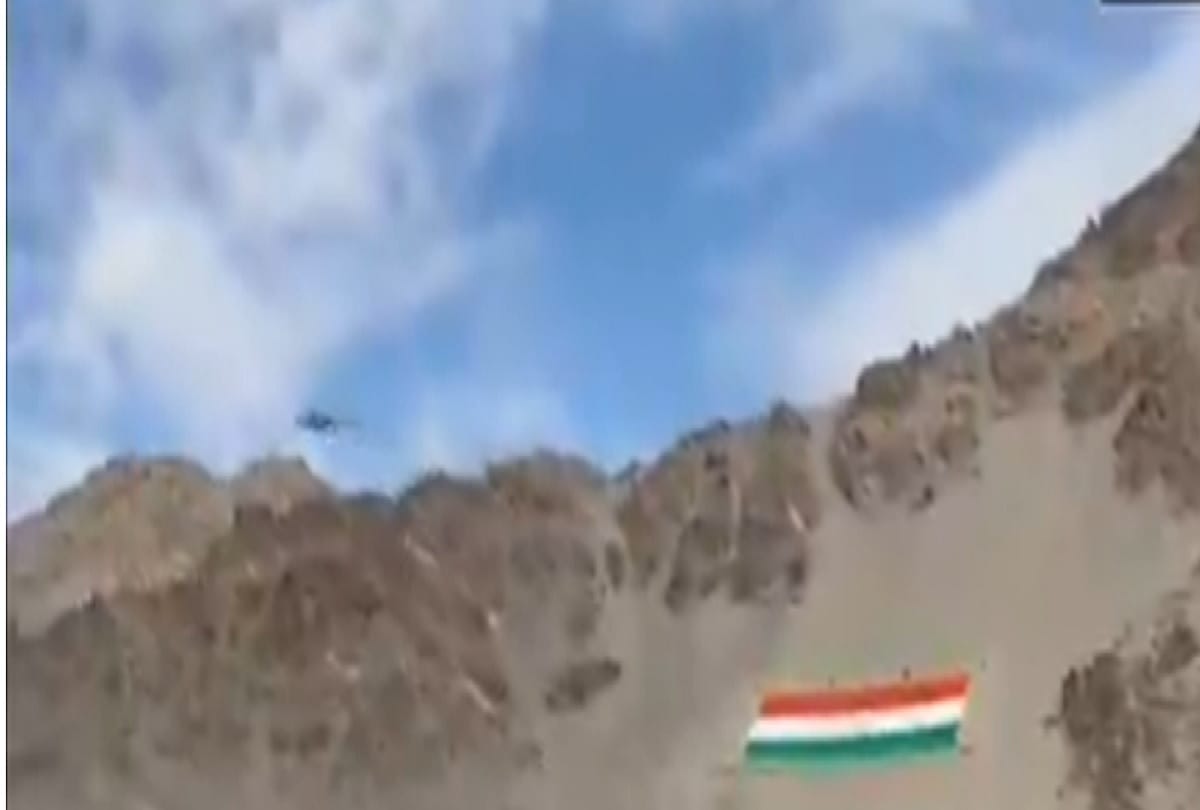 Country's pride: World's largest Khadi national flag hoisted in Leh