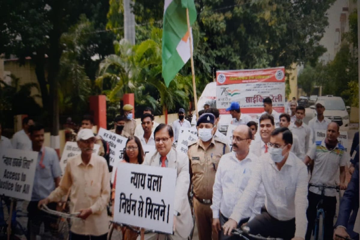 Saharanpur News: Cycle rally has been started on the occasion of Amrit Mahotsav