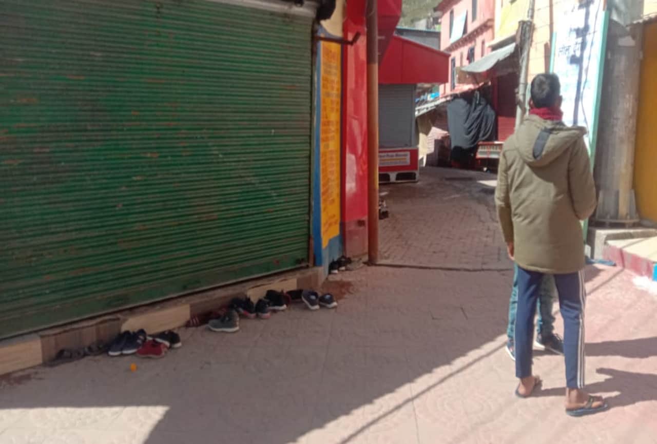 uttarakhand char dham yatra update: Badrinath market will closed today, protest against e-pass, see photos