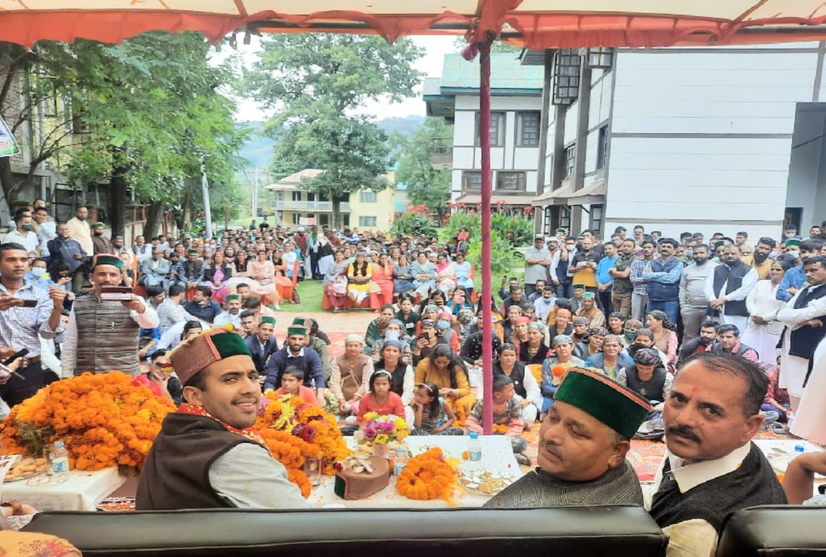 congress mla Vikramaditya singh statement over cm jairam thakur in rohru