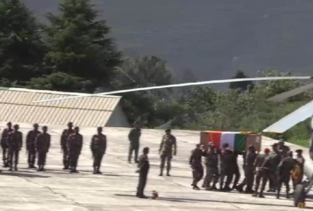 Uttarakhand News: Avalanche again on Mount Trishul and army team face difficulties in rescue operation