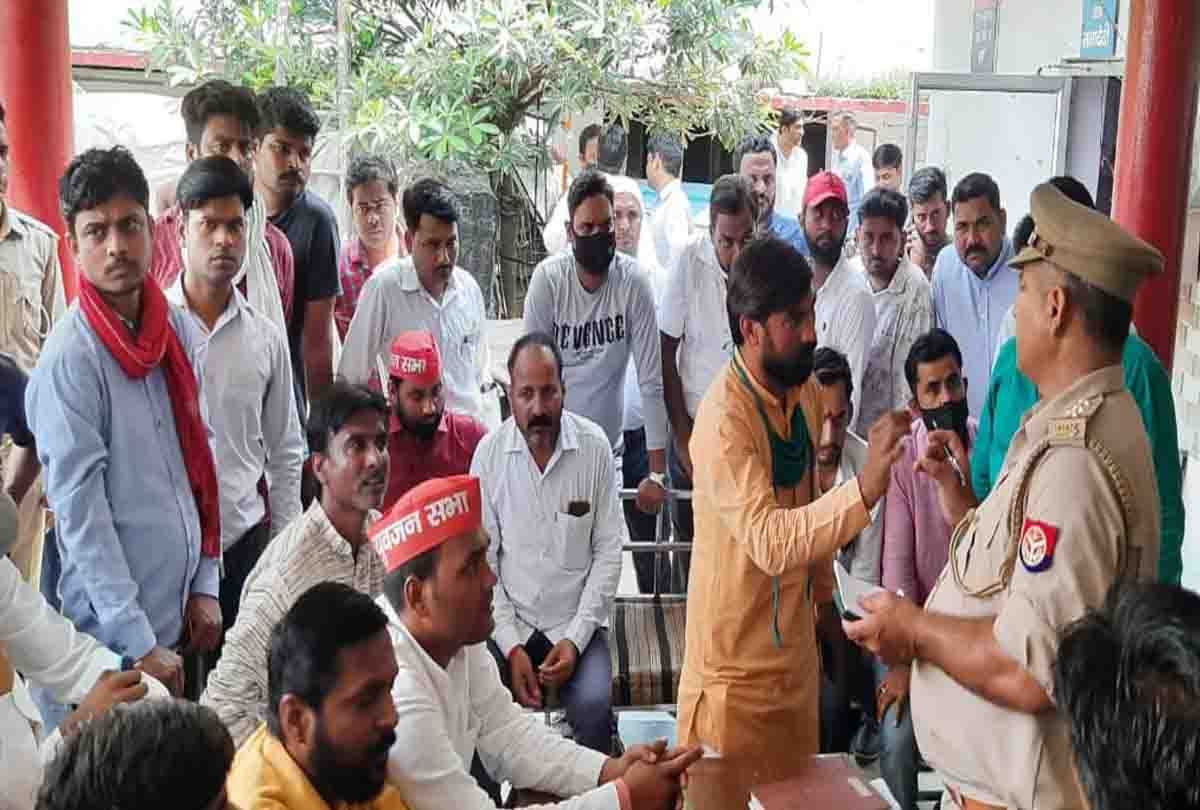 Ruckus outside Cabinet Minister Satish Mahana office, Five people arrested