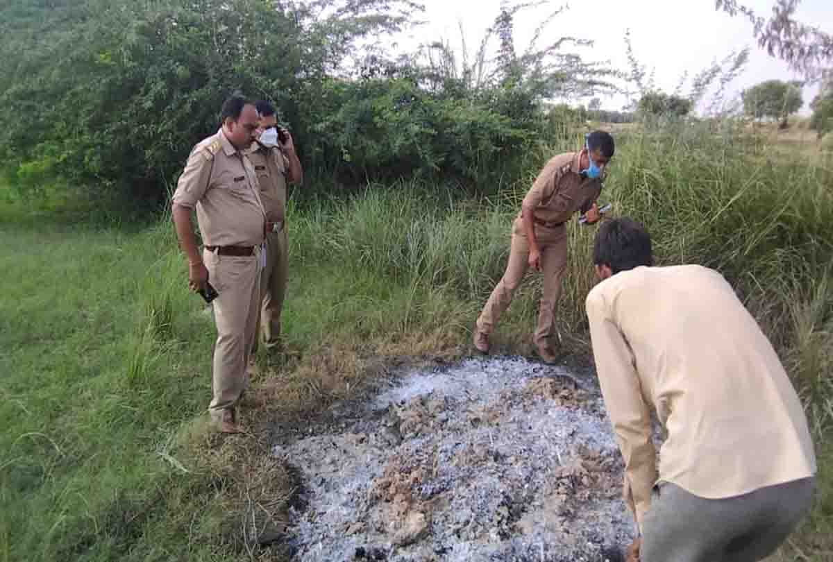 Shocking incident in Auraiya: Newly married burnt dead body found