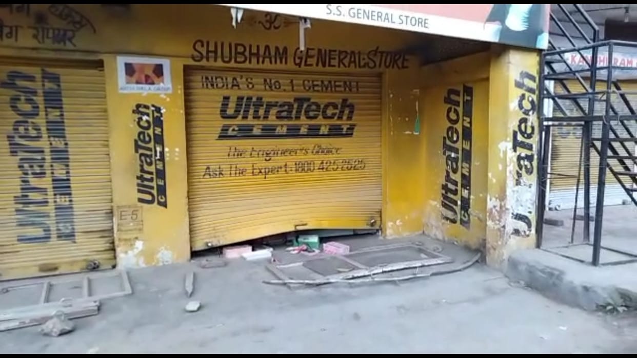 thieft in three shops in bilaspur