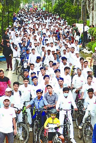 Bareilly: Youth's cycle rally towards Gandhi's ideals