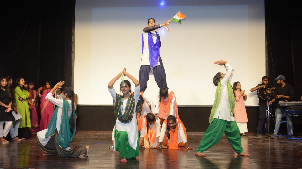 Patriotic songs echoed, cultural programs held