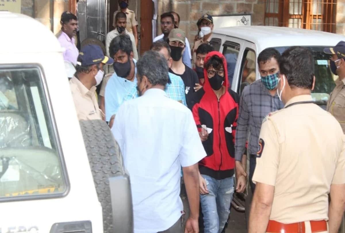 Aryan Khan came to his knees as soon as NCB caught pleaded for a long time in front of NCB officials
