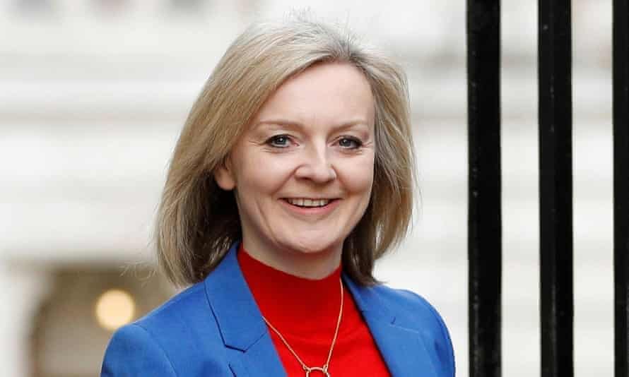 british foreign minister Truss says UK wants trade and security pact with India
