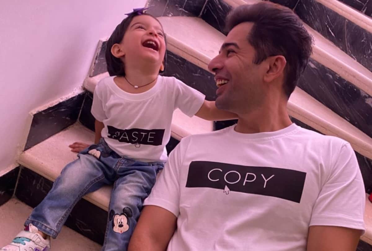 jay bhanushali shares beautiful video of daughter tara she sing a song for father