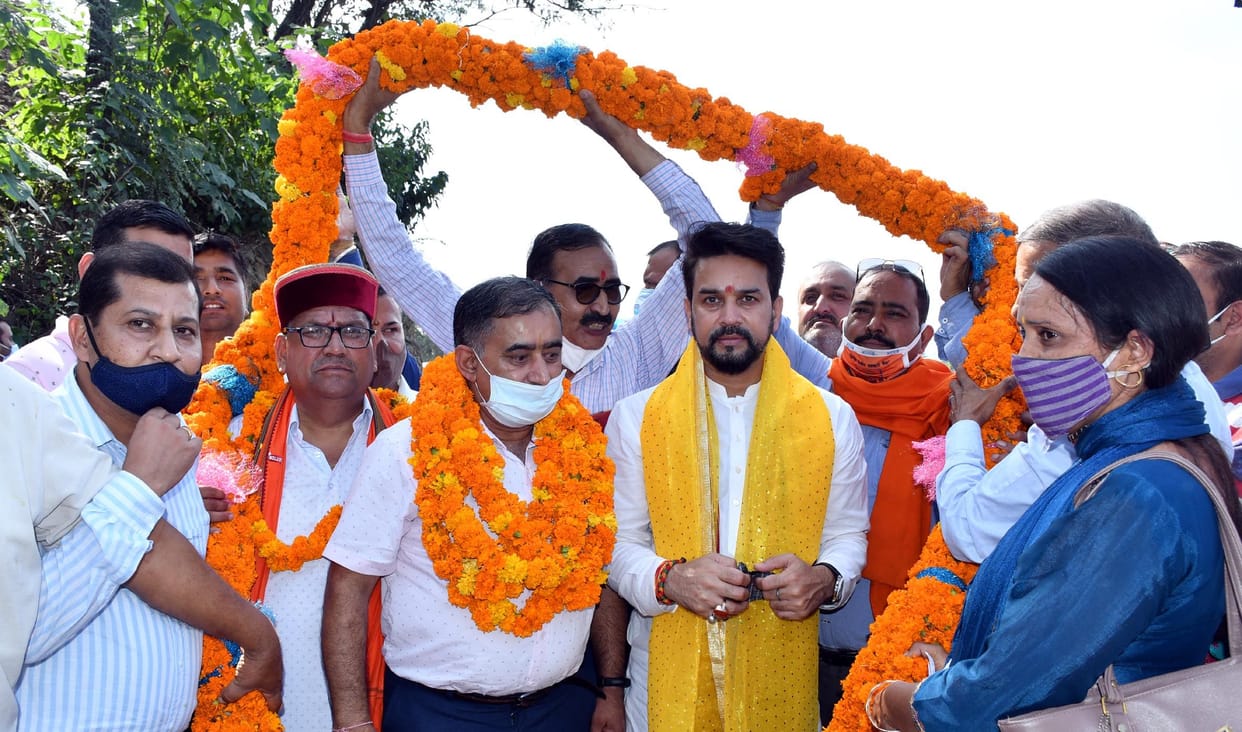 Youth should come forward to take the country towards a new direction: Anurag