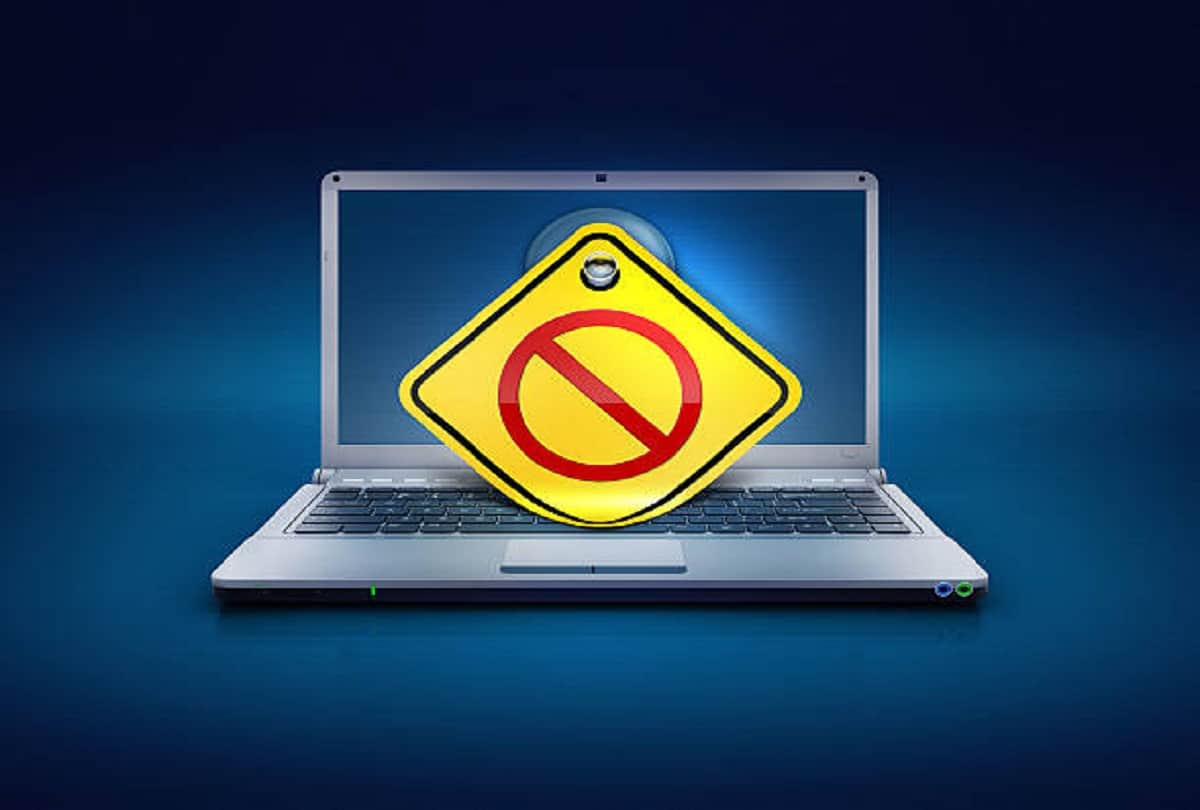 Laptop hang issue and black screen problem fixing tips