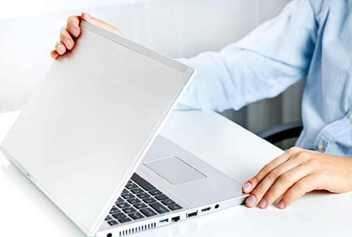 Laptop cost