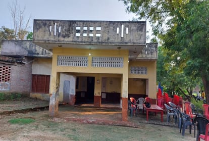 Pratapgarh: Silence at the house of Yogesh Tripathi, who was martyred in Uttarakhand, the possibility of reaching the body in some time