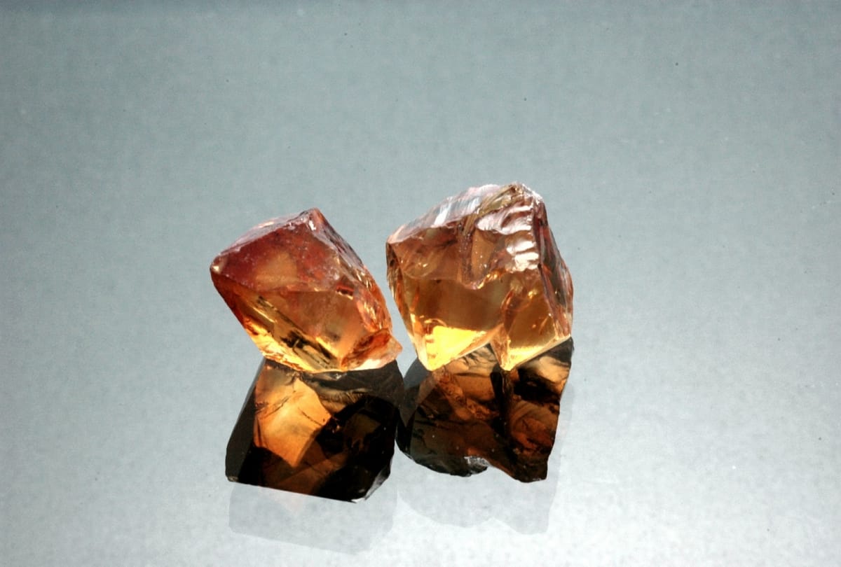 Wearing Citrine Stone gemstone increases wealth and prosperity know the benefits wearing method and rules of Sunela ratan