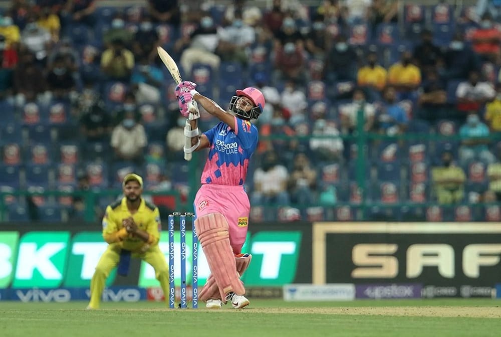 RR vs CSK, IPL 2021: rajasthan royals beats Chennai Super Kings by 7 wickets, after loss  MS Dhoni wife Sakshi Dhonis reaction, see Pics