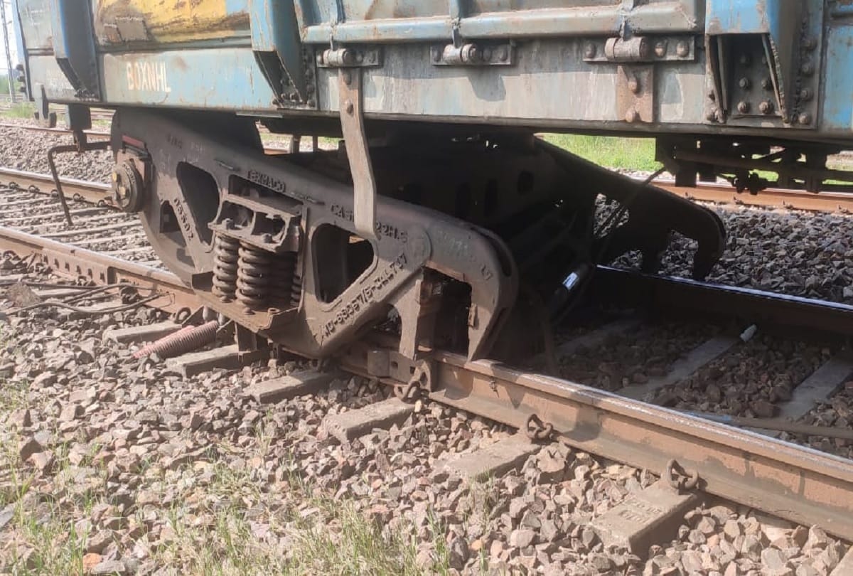 Goods train derails near Daud Khan railway station in Aligarh