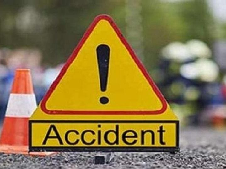 Woman killed, 15 passengers injured as two buses collide in indore mp
