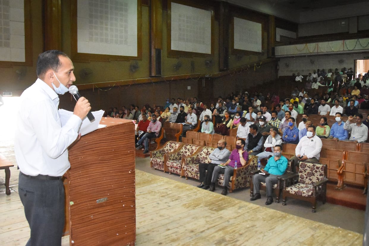 discussion on news education policy
