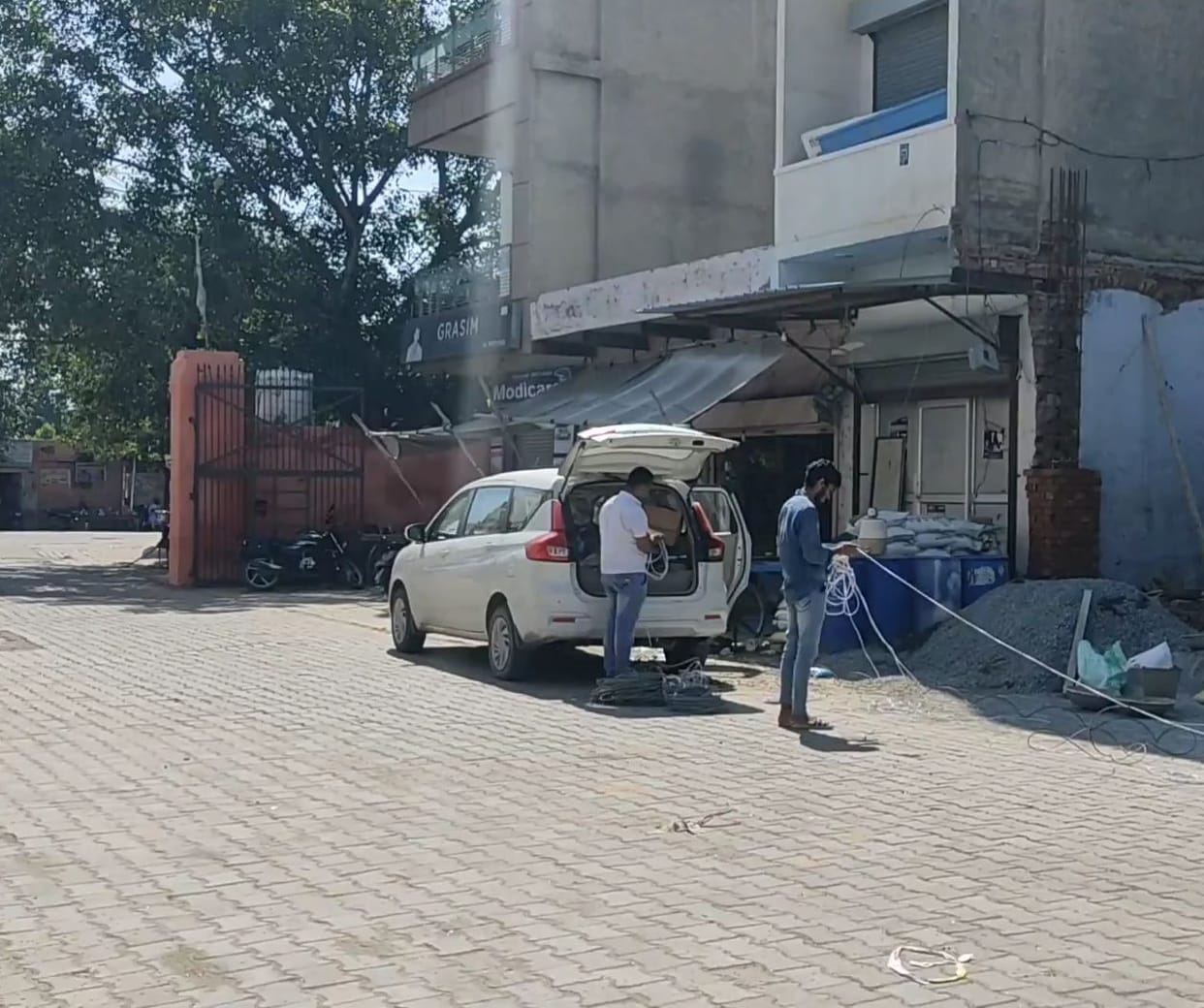 The cameras will keep an eye on the vehicles coming to the market