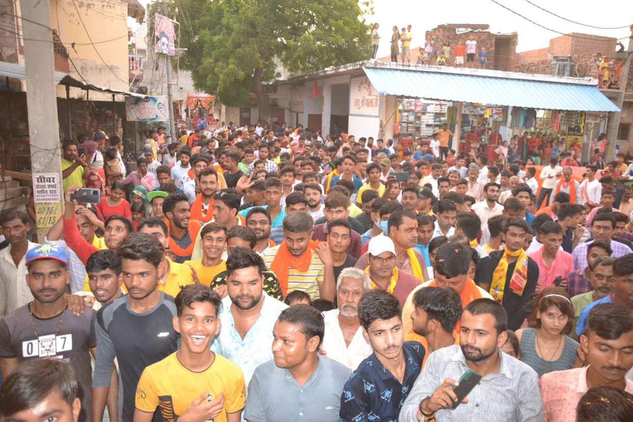 Ramlila of Akbarpur started, Shiva procession took out, devotees danced on devotional songs