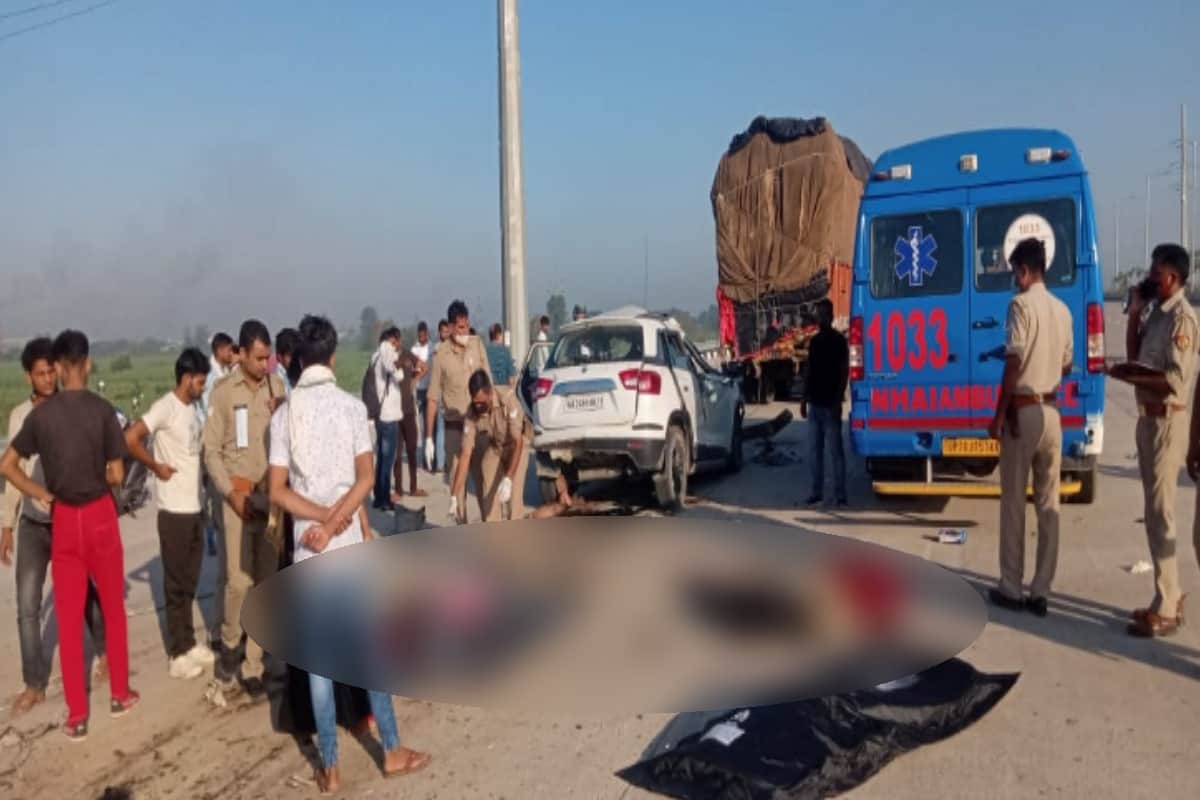 five member of a family died in an accident today on Delhi meerut expressway while returning from delhi airport to Bijnor