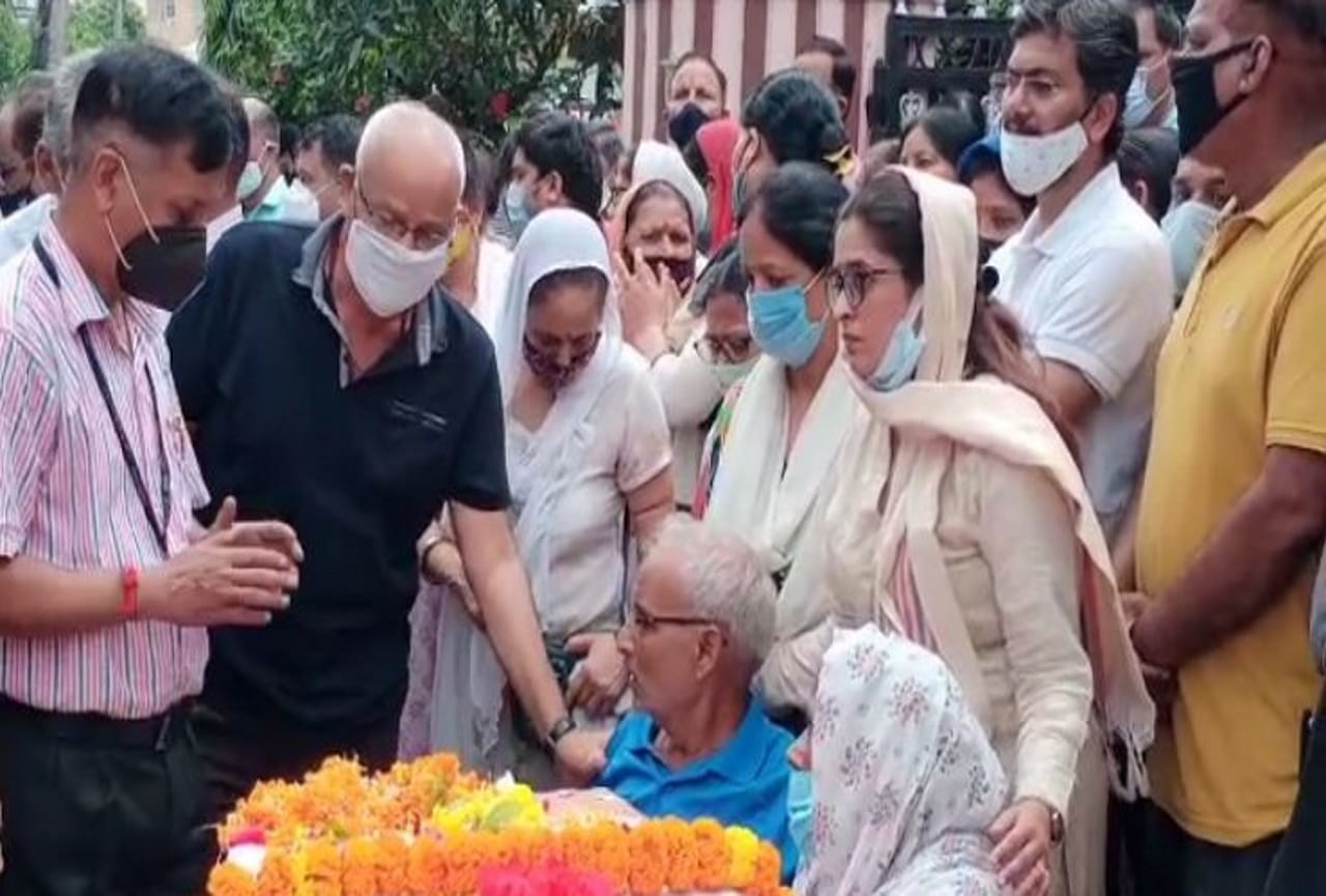 Uttarakhand Mount Trishul Avalanche news: Anant Kukreti of dehradun died in avalanche, dead body reached house