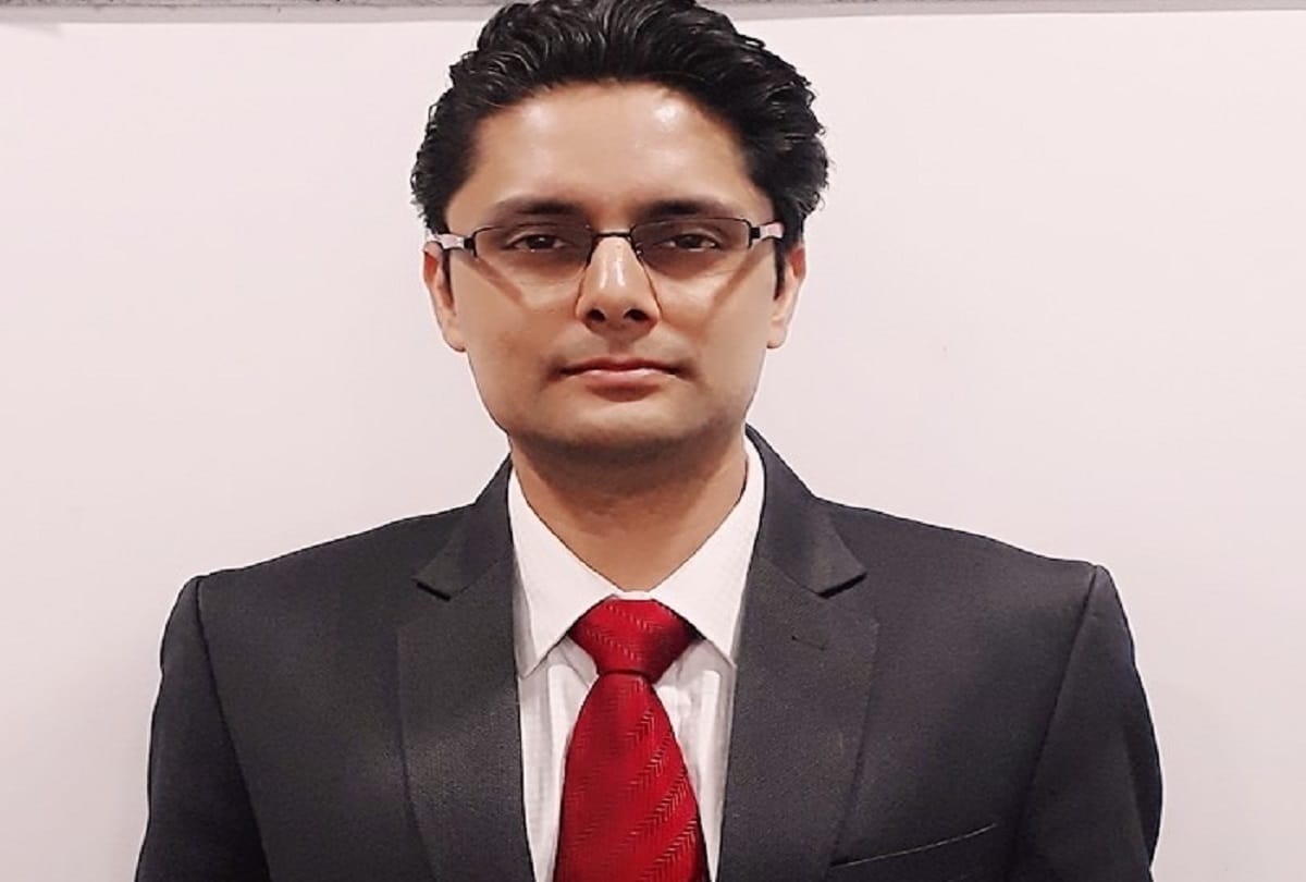 Dr Vikram Singh Chauhan