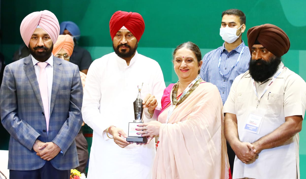 Teachers of government schools will be transferred a few kilometers away from home: Chief Minister