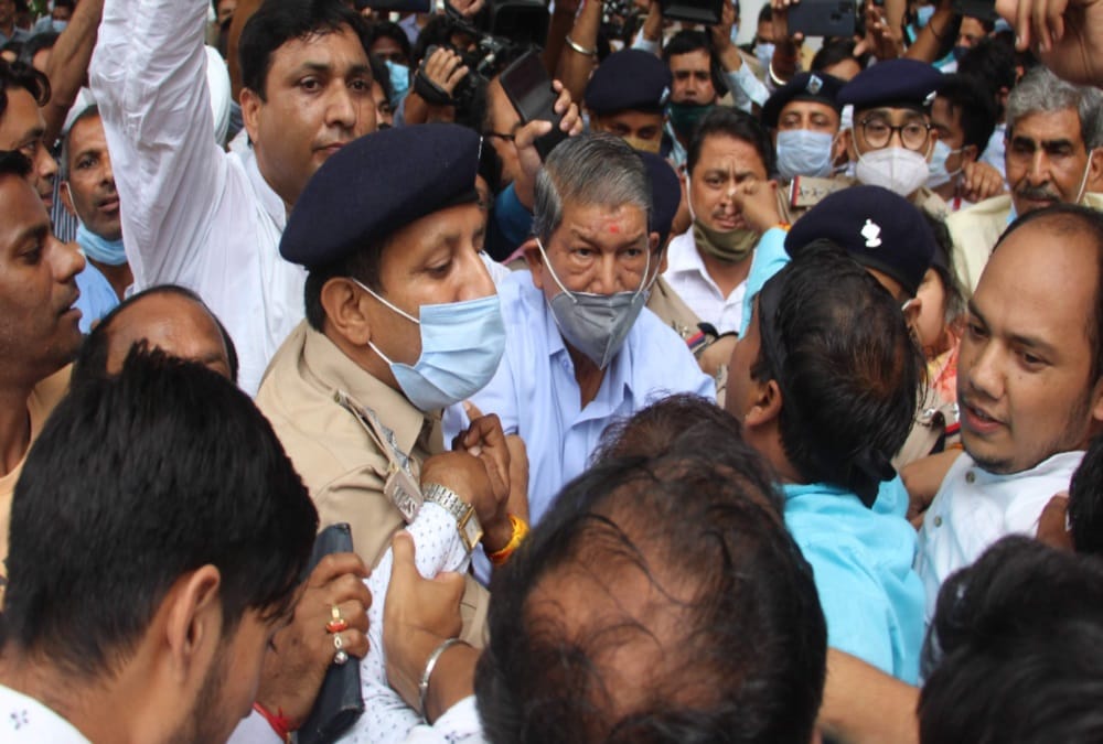 Lakhimpur Kheri Incident: former CM Harish Rawat and 108 Congress Workers arrested during protest in Dehradun