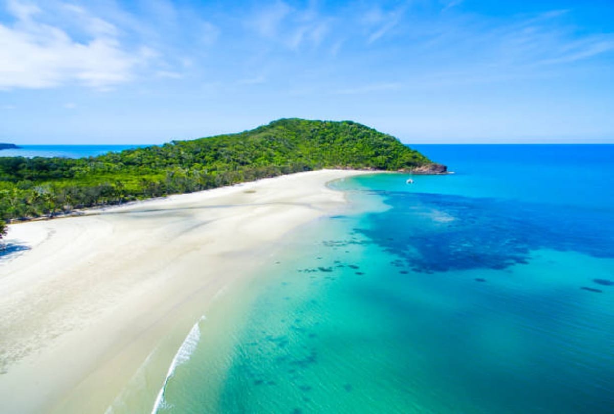 Five most dangerous beaches in the world know about them