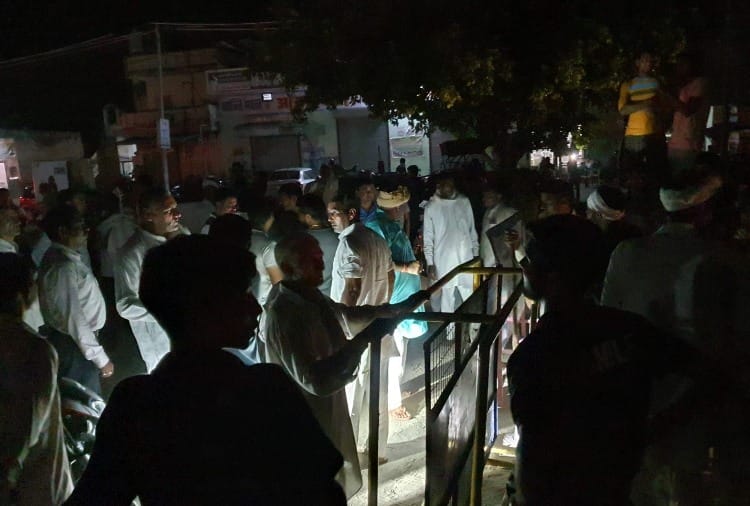 Farmers blocked Rohtak Panipat highway in  Sonipat of Haryana