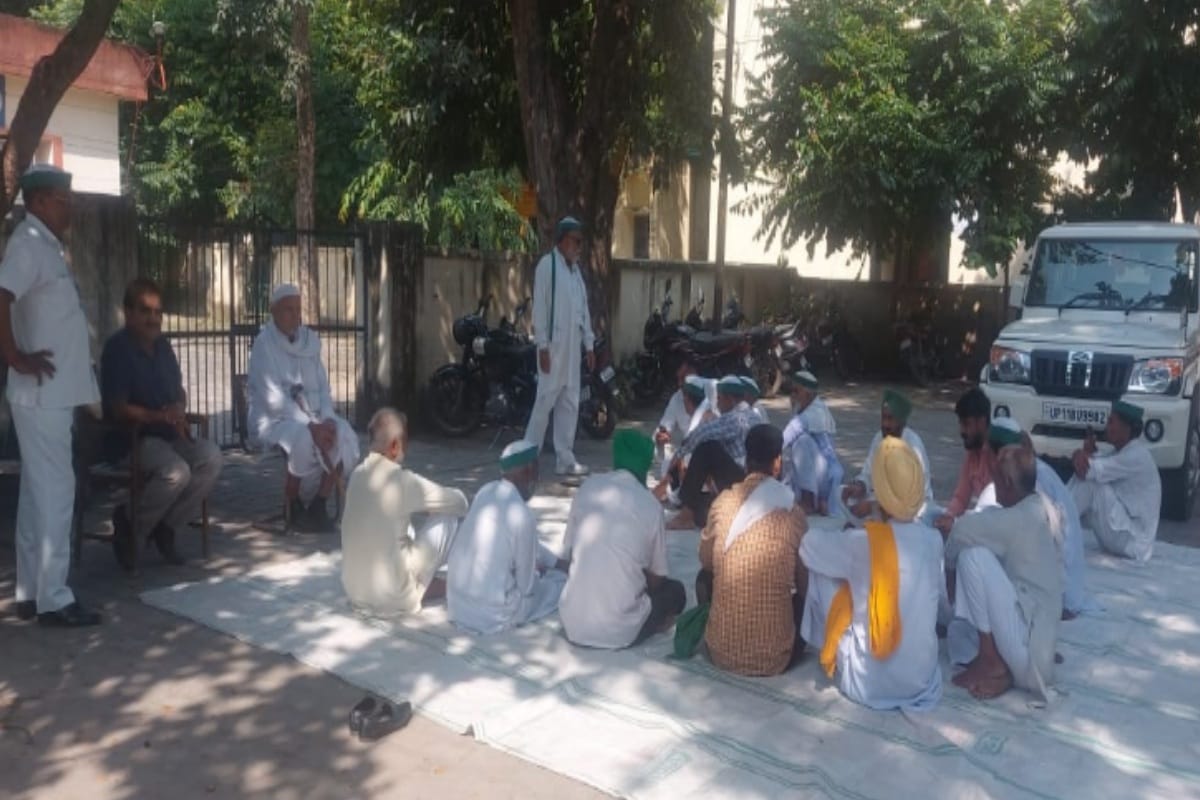 Meerut news: Collectorate surrounded by farmers in western UP over Lakhimpur Kheri episode, police force deployed