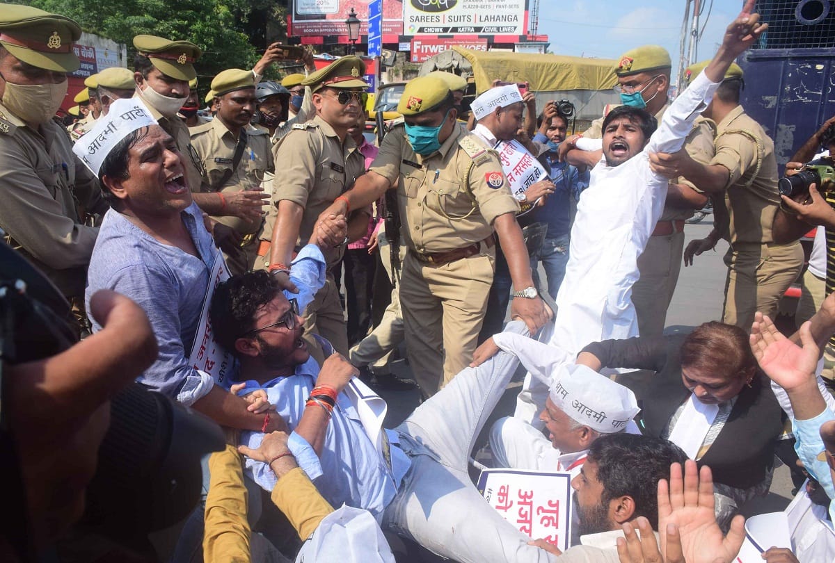 Lakhimpur Kheri incident: Demonstration of spies, many arrested for trying to burn CM's effigy