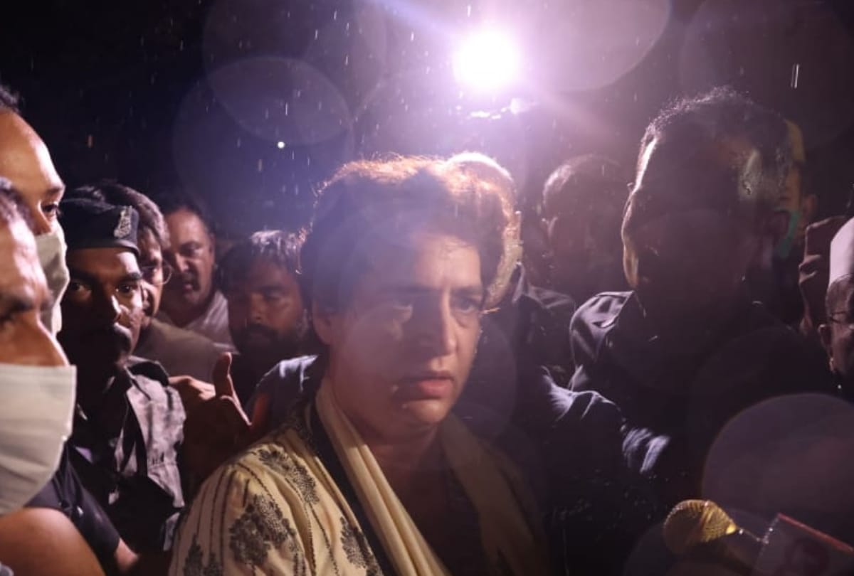 Lakhimpur incident: Priyanka won in taking political lead, forced everyone including SP-BSP to leave the house