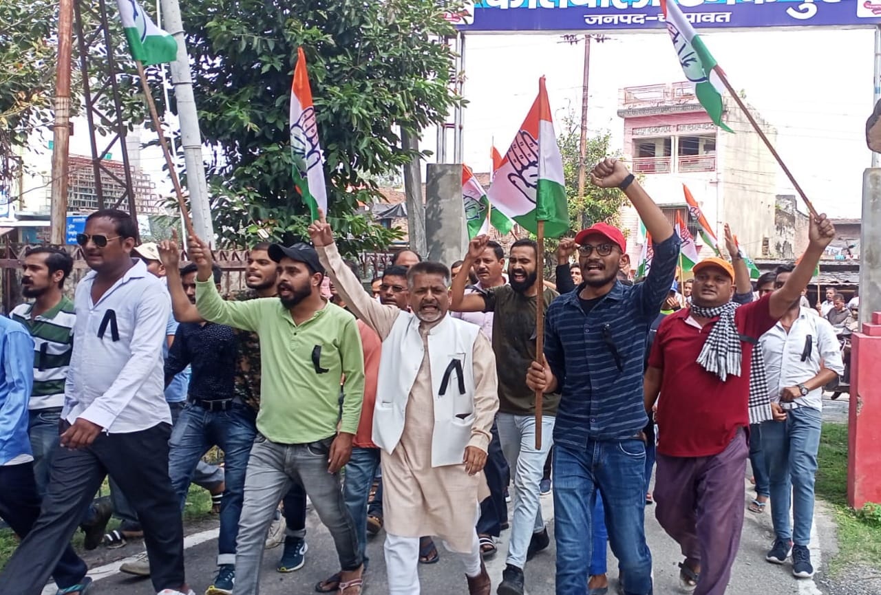 Lakhimpur Kheri incident news: Congress workers protest in Uttarakhand, protesting Harish Rawat arrested, photos