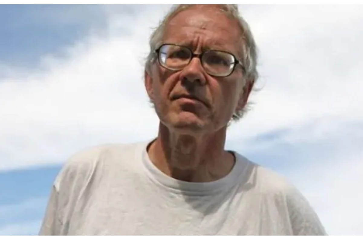 Swedish cartoonist who makes of controversial cartoon of Prophet Muhammad killed in car crash