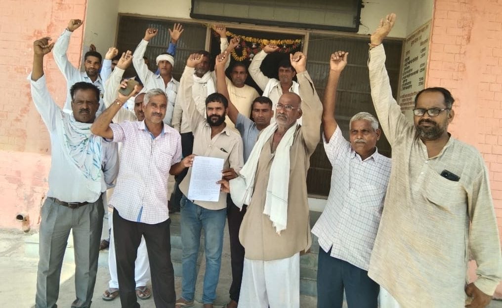 Farmers expressed anger over non-procurement of crops