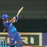 चेन्नई के खिलाफ मैच में शॉट खेलते रिपल पटेल।