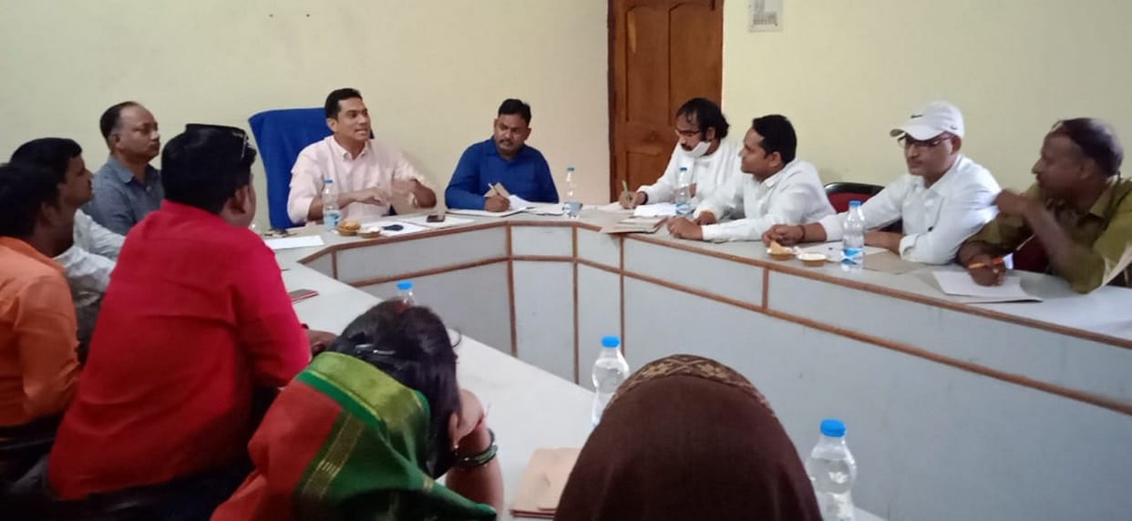 Order to blacklist the executive organization and file a report in the board meeting