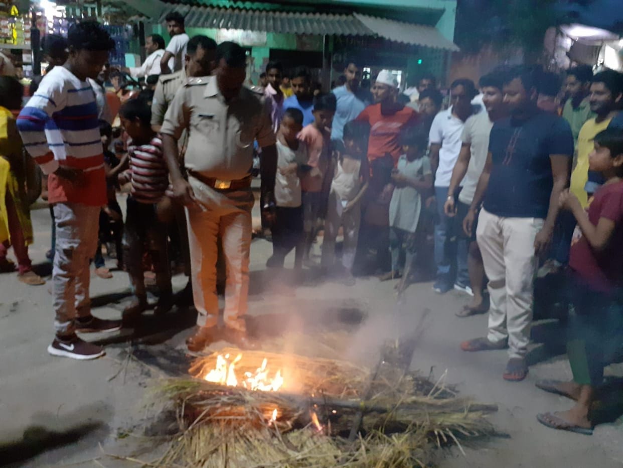 Effigies of Prime Minister and Chief Minister burnt in Belda
