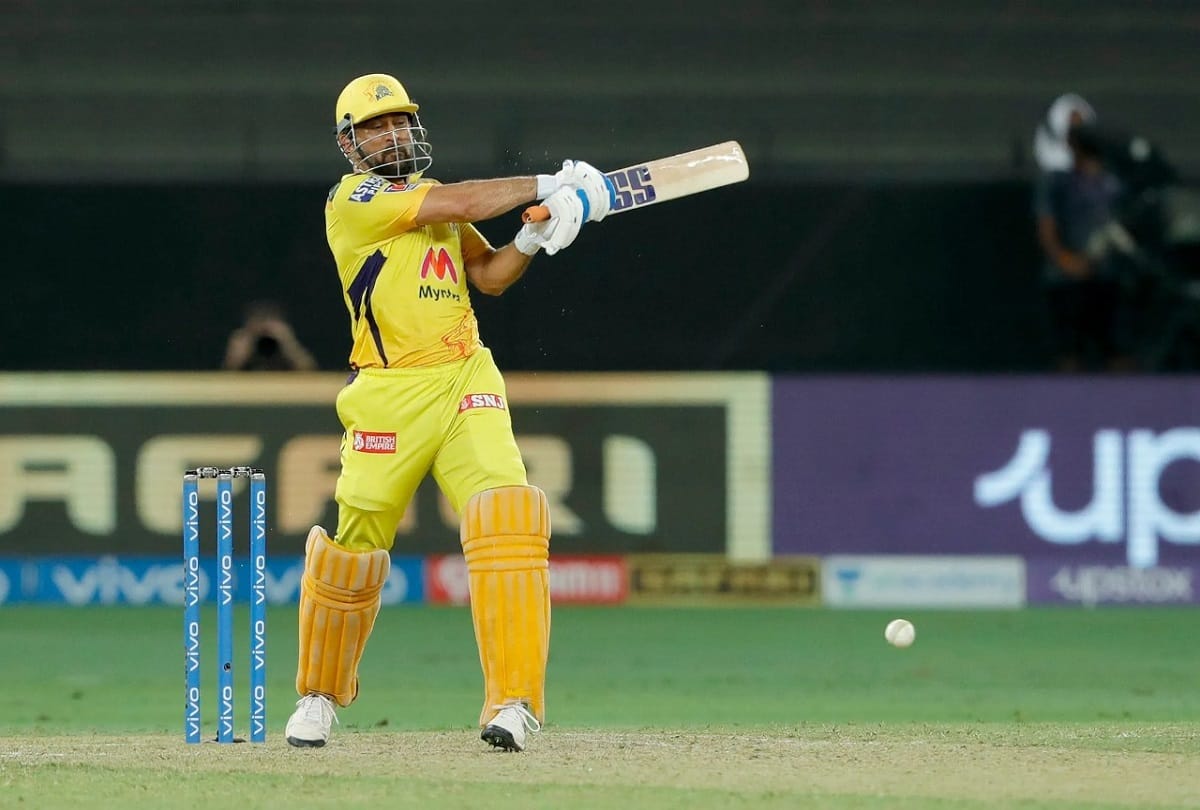 IPL 2021 Chennai Super kings coach Stephen Fleming defends CSK captain said MS Dhoni not only batsman who struggled
