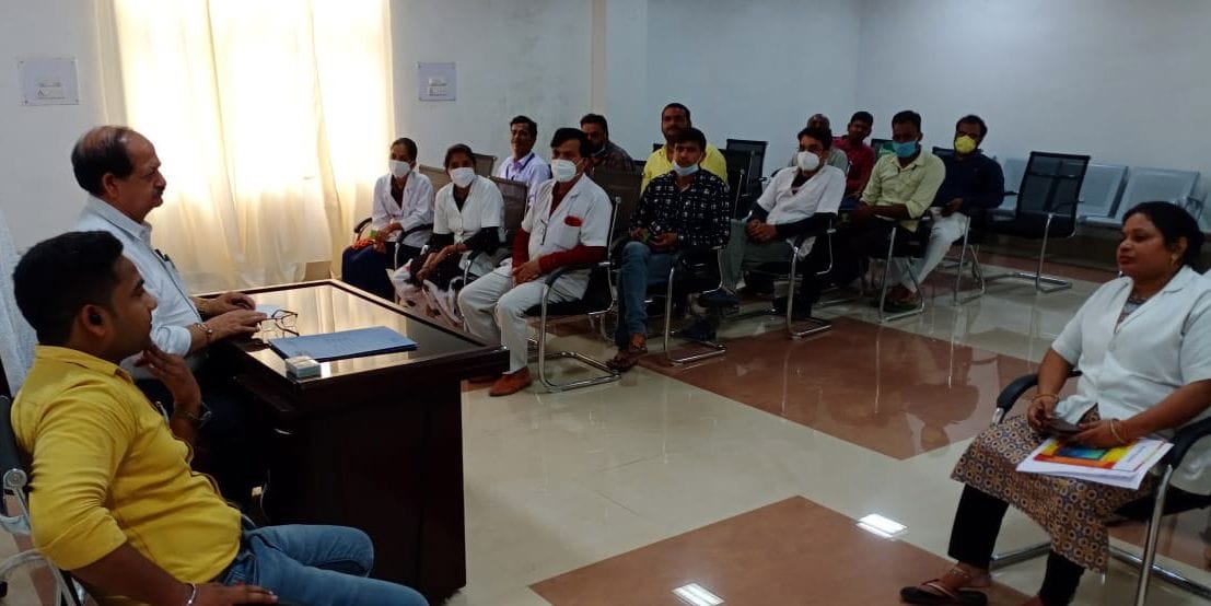 The sword of termination hangs on the paramedical staff, the tender of the service provider company ended on 30 September