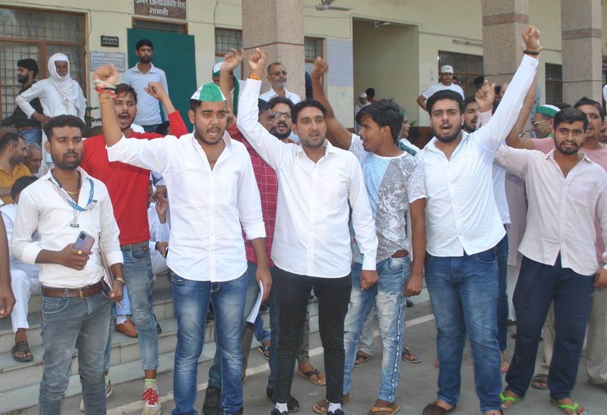 Farmer organizations and opposition parties boil