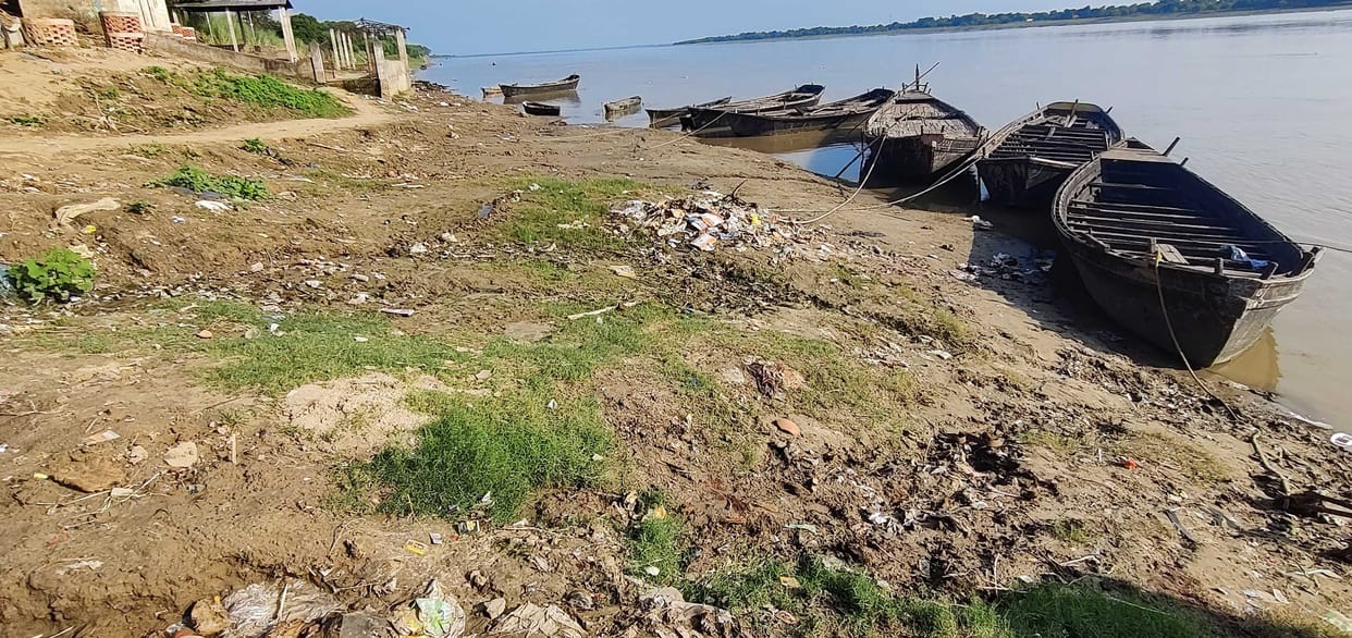 Amidst the dirt on the ghats, the ancestors will be worshiped today