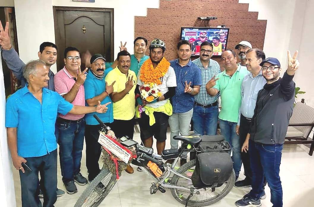 Somesh Panwar set out on Char Dham Yatra
