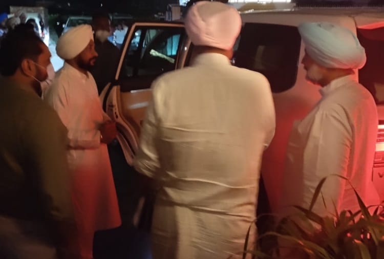 CM Charanjit Channi Visit Senior Leader Balbir Sidhu Home in Mohali