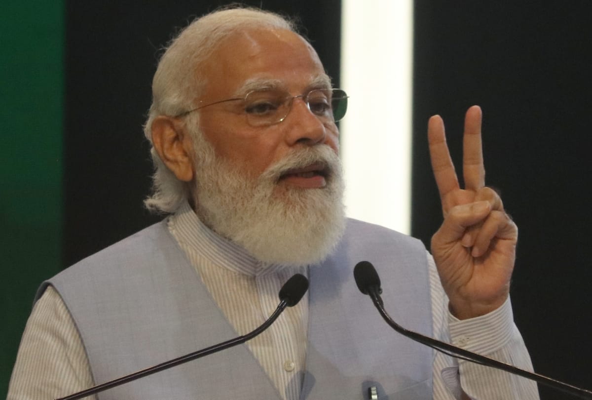 PM Narendra Modi inaugrates New Urban India programme in Lucknow.